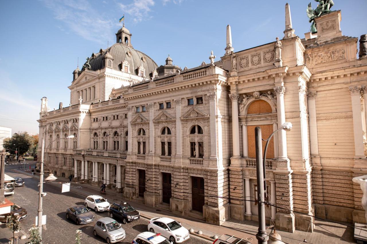 Apartopera Lviv Buitenkant foto
